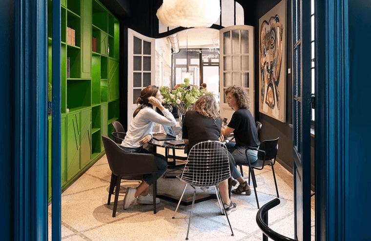 Coworking à Bruxelles pour freelances, startups et équipes - Salles de réunion Wokr17